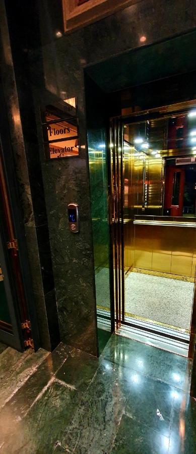 Nov Hotel Τίρανα Εξωτερικό φωτογραφία